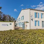 Et Les Deux Chenes Pres De Bergerac 4* Le Fleix