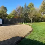 Et Les Deux Chenes Pres De Bergerac 4* Le Fleix