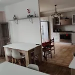 Et Les Deux Chenes Pres De Bergerac