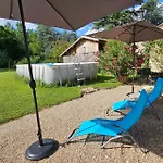 Et Les Deux Chenes Pres De Bergerac Le Fleix