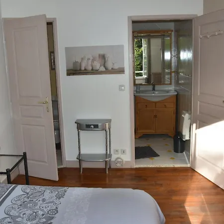 Et Les Deux Chenes Pres De Bergerac 4*