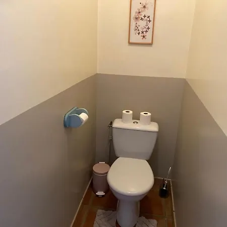 ベッド・アンド・ブレックファスト Et Les Deux Chenes Pres De Bergerac 4*