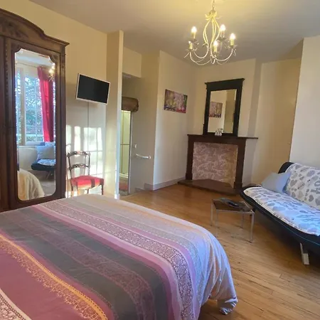 Et Les Deux Chenes Pres De Bergerac ベッド・アンド・ブレックファスト