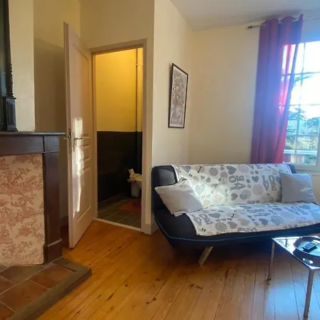 ベッド・アンド・ブレックファスト Et Les Deux Chenes Pres De Bergerac Le Fleix