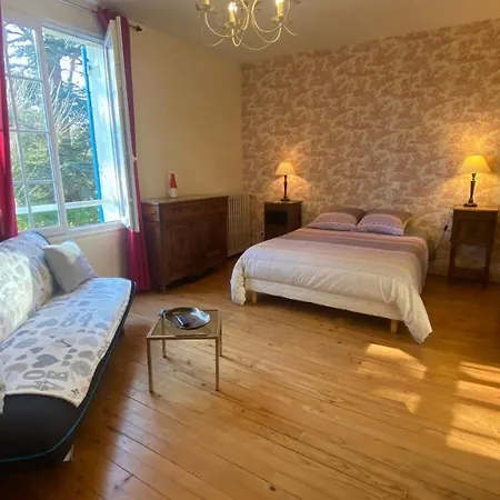 Et Les Deux Chenes Pres De Bergerac 4* Le Fleix