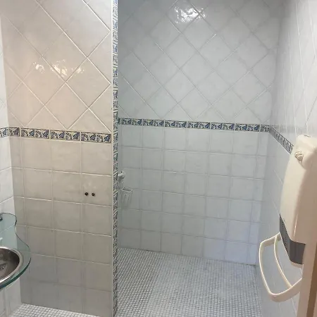 Et Les Deux Chenes Pres De Bergerac ベッド・アンド・ブレックファスト