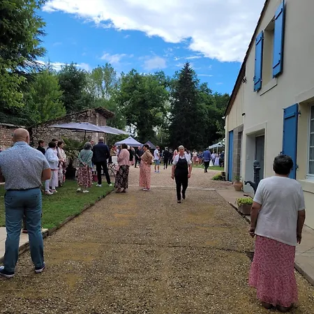 Et Les Deux Chenes Pres De Bergerac 4*