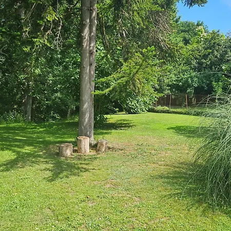 Bed & Breakfast Et Les Deux Chenes Pres De Bergerac Le Fleix
