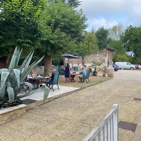 Bed & Breakfast Et Les Deux Chenes Pres De Bergerac 4*