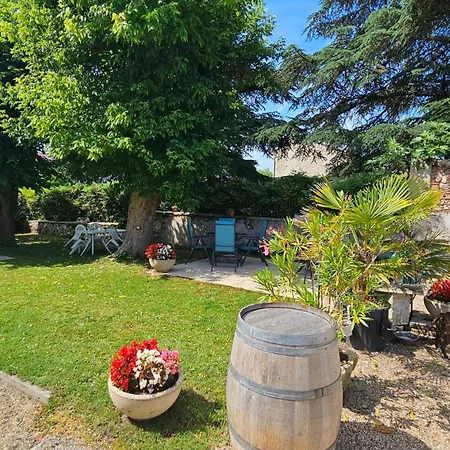 לינה וארוחת בוקר Et Les Deux Chenes Pres De Bergerac 4*