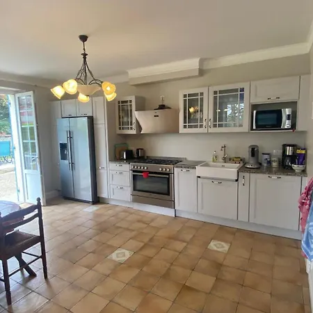 ベッド・アンド・ブレックファスト Et Les Deux Chenes Pres De Bergerac 4*