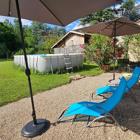 Et Les Deux Chenes Pres De Bergerac Le Fleix