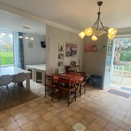 ベッド・アンド・ブレックファスト Et Les Deux Chenes Pres De Bergerac Le Fleix