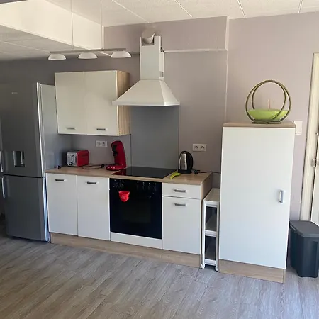 Et Les Deux Chenes Pres De Bergerac Le Fleix