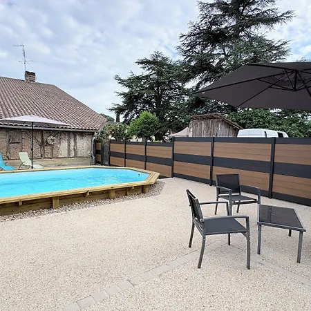 Et Les Deux Chenes Pres De Bergerac 4* Le Fleix
