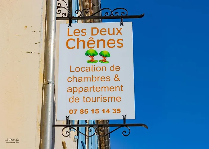 Et Les Deux Chenes Pres De Bergerac 4* Le Fleix