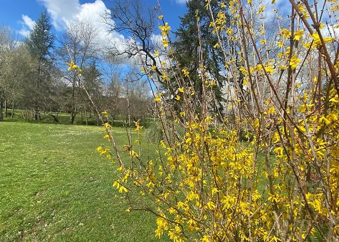 Et Les Deux Chenes Pres De Bergerac B&B Le Fleix