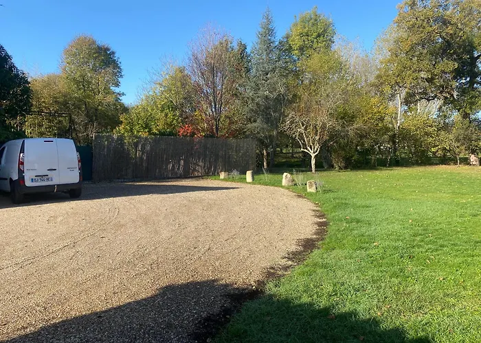 Et Les Deux Chenes Pres De Bergerac 4* Le Fleix