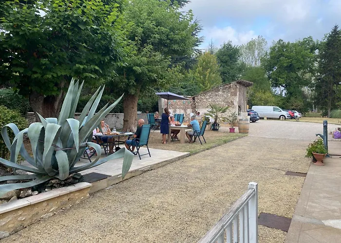 Bed & Breakfast Et Les Deux Chenes Pres De Bergerac 4*