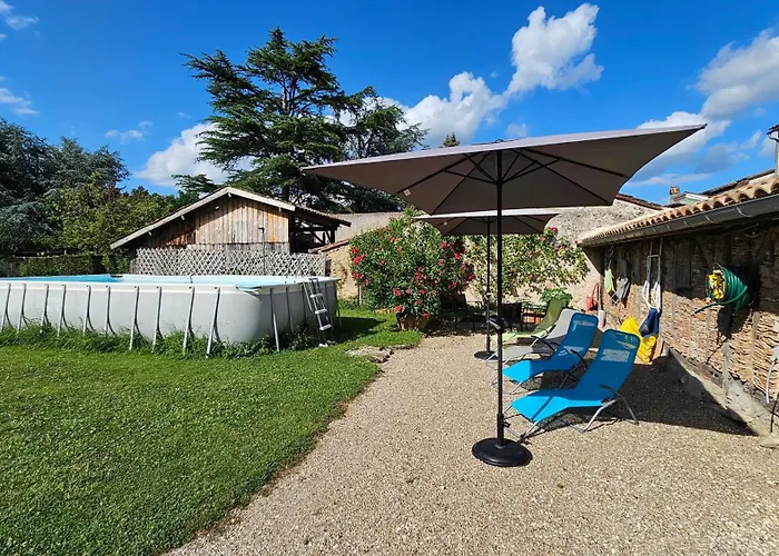 Et Les Deux Chenes Pres De Bergerac 4*