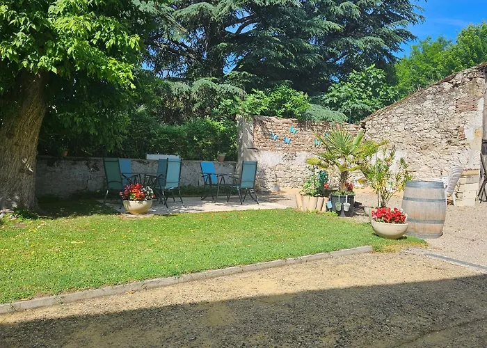 Et Les Deux Chenes Pres De Bergerac 4* Le Fleix