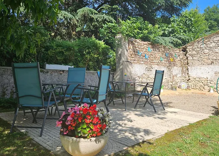 Bed & Breakfast Et Les Deux Chenes Pres De Bergerac 4*