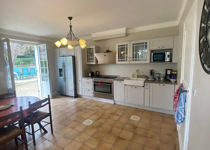 Bed & Breakfast Et Les Deux Chenes Pres De Bergerac 4*