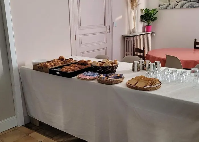 Et Les Deux Chenes Pres De Bergerac 4* Le Fleix