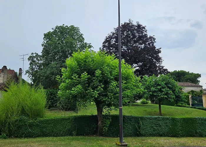 Et Les Deux Chenes Pres De Bergerac Bed & Breakfast Le Fleix