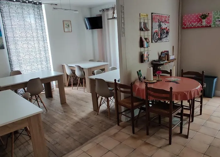 Et Les Deux Chenes Pres De Bergerac Bed & Breakfast Le Fleix