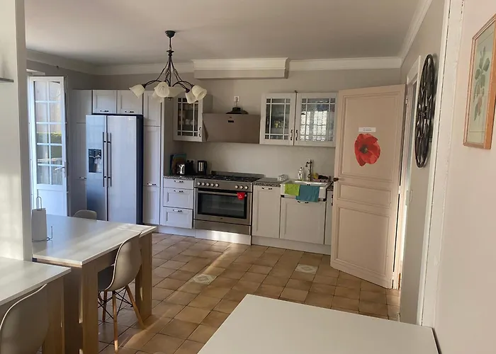 Et Les Deux Chenes Pres De Bergerac 4*